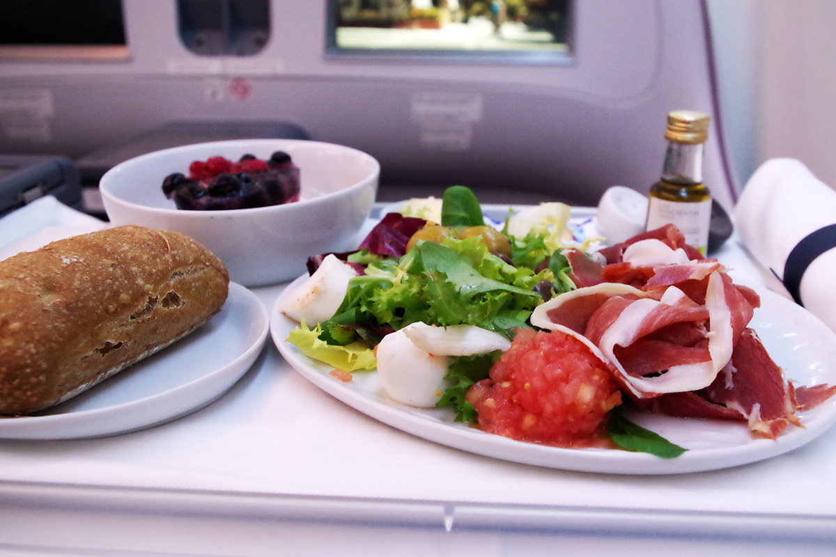 noticia-extra-gourmetice-inflight-feed-comidas-aviao-nikos-loukas