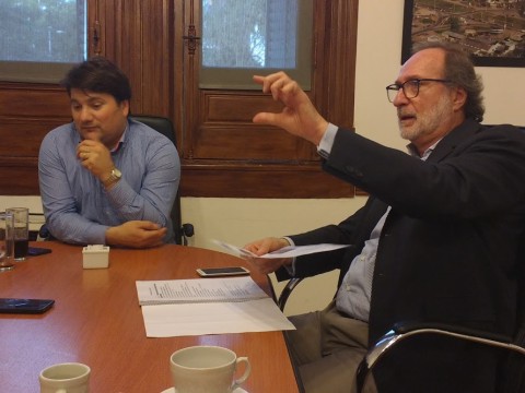 Cha&iacute;n visit&oacute; General Rodr&iacute;guez: "No es bueno tener proyectos como el caso del Barrio Bicentenario"