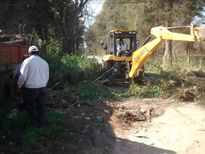Tras finalizar la obra de un paso a nivel céntrico, avanzan con otros trabajos para mejorar el tránsito