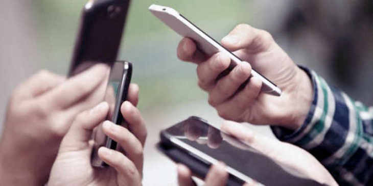 Crearon una funda para celulares que protege de sus radiaciones
