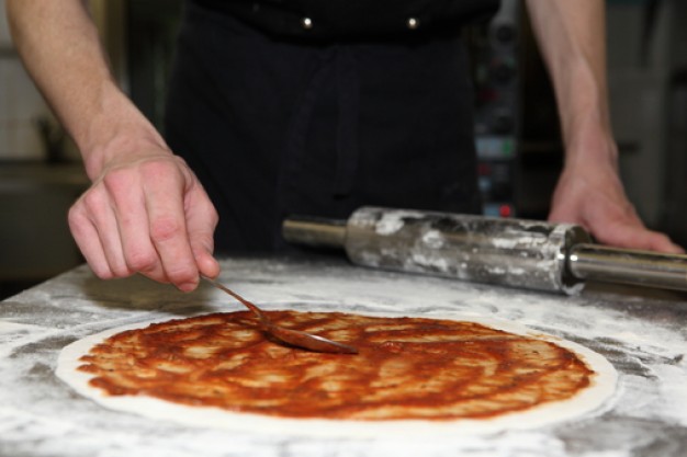 Un concurso que desafía a los vecinos a hacer "la mejor pizza del Oeste"