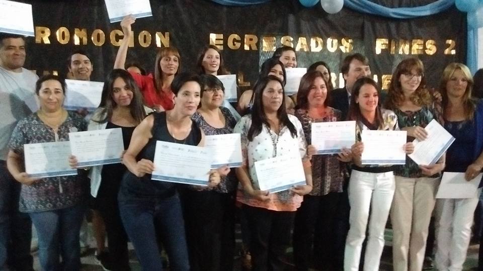 Se egresó la séptima promoción del Plan "FINES"