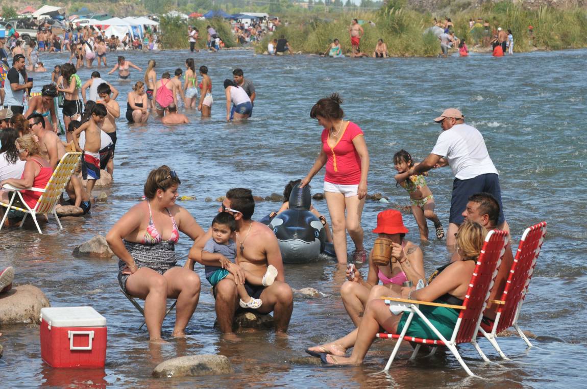 Quieren eliminar los feriados puente para el año próximo