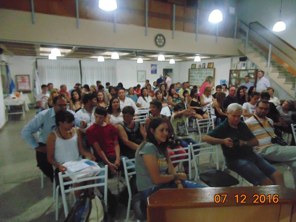 El Rotary reconoció a los alumnos con mejores promedios de escuelas secundarias rodriguenses