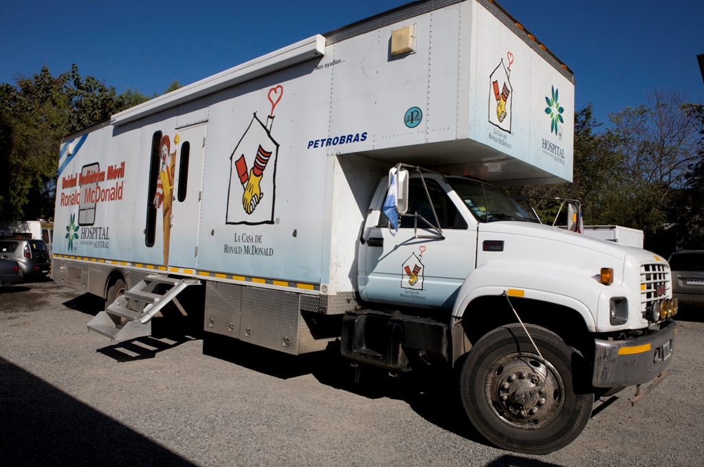 unidad-pediatrica-movil-fundacion-mc-donalds