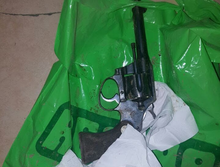 arma-revolver-32-de-los-asaltos