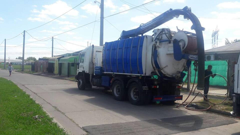 Trabajos cloacales y novedad tecnológica para el barrio Bicentenario