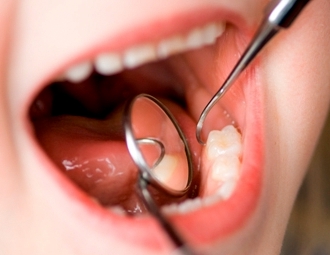Se puso en funcionamiento un consultorio dental para niños en una salita