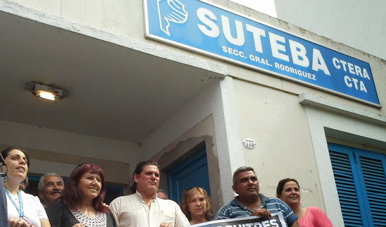 Suteba entreg&oacute; un petitorio a la Gobernadora