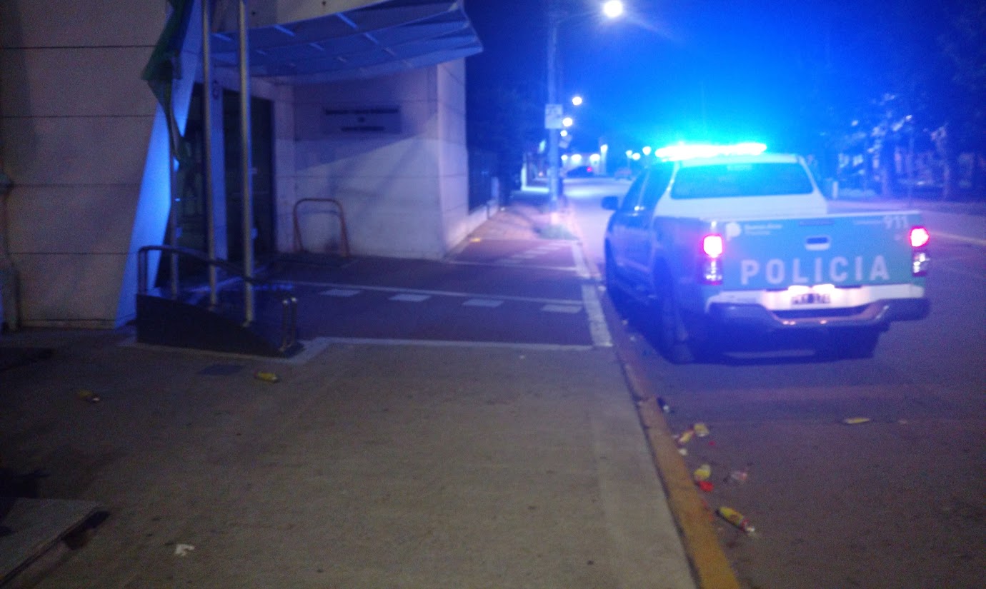 incidentes-en-el-corso-rompen-vidrio-hcd