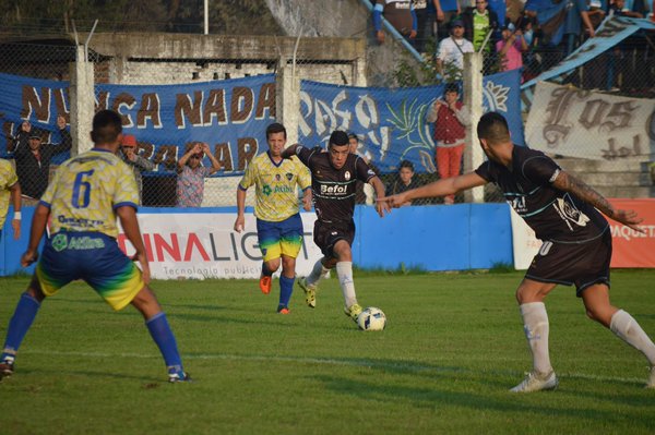 Atlas y Alem se enfrentan en un derby zonal que tendrá mucho en juego