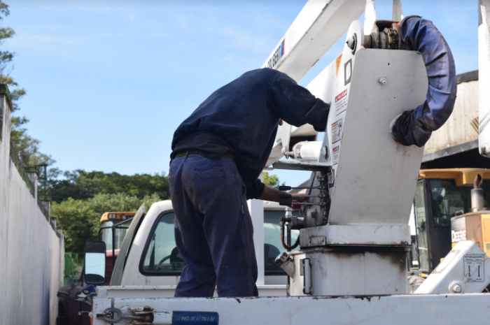 Se repararon máquinas municipales para el trabajo en las calles