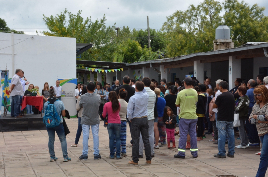 Se presentaron el plan integral de obras para uno de los barrios