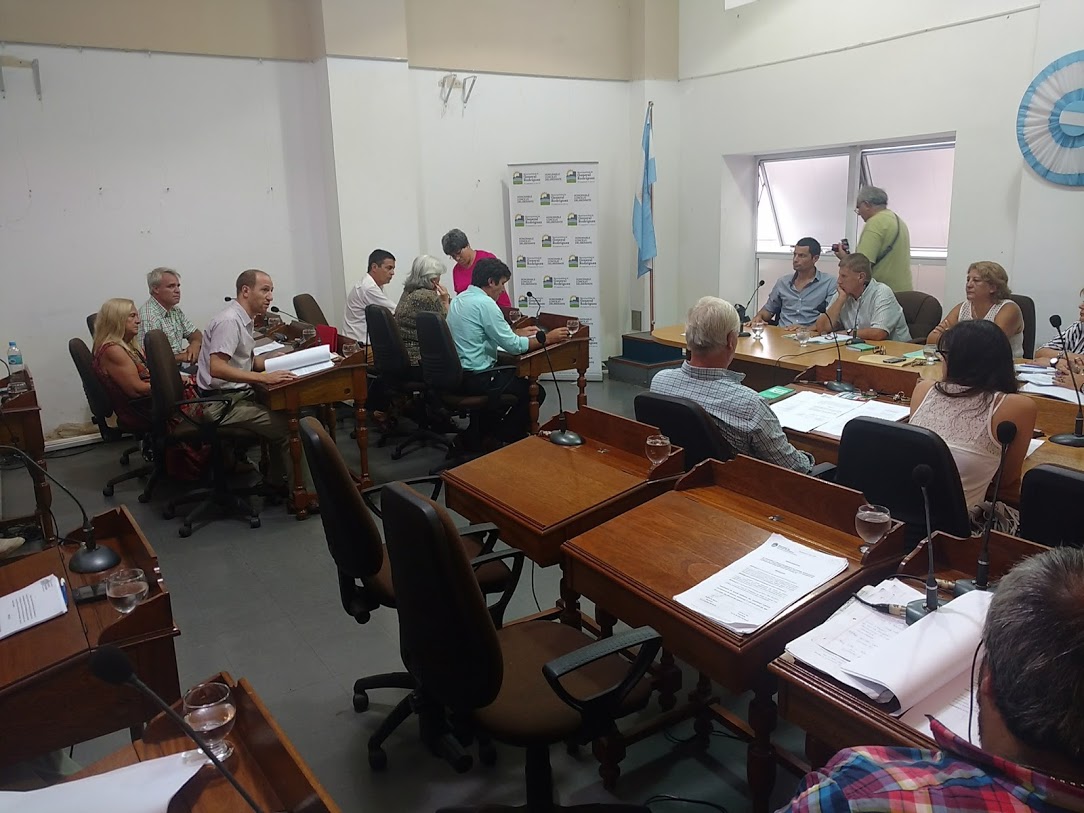 HCD: Por la mañana sigue el debate suspendido en la sesión pasada