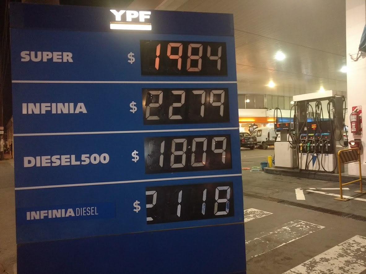 precio-de-la-nafta-ypf-28-3-17