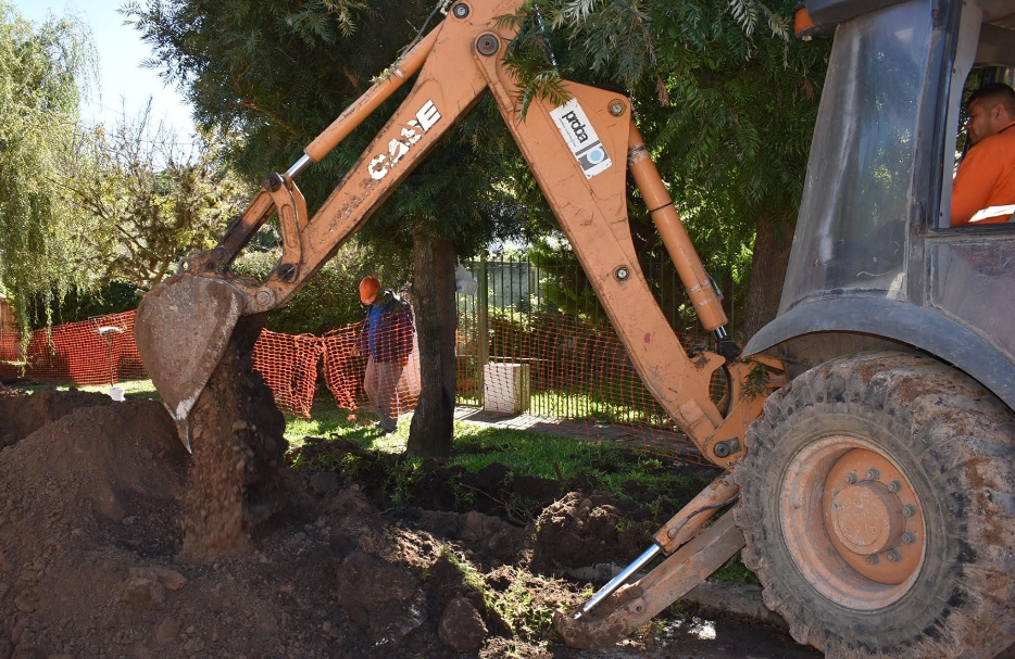 Continúa la extensión de red cloacal en Villa San Martín