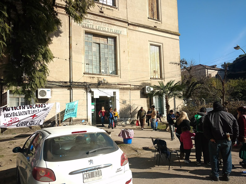 Movilización de apoyo al Hospital: "Están poniendo en riesgo la vida de bebés y sus madres"