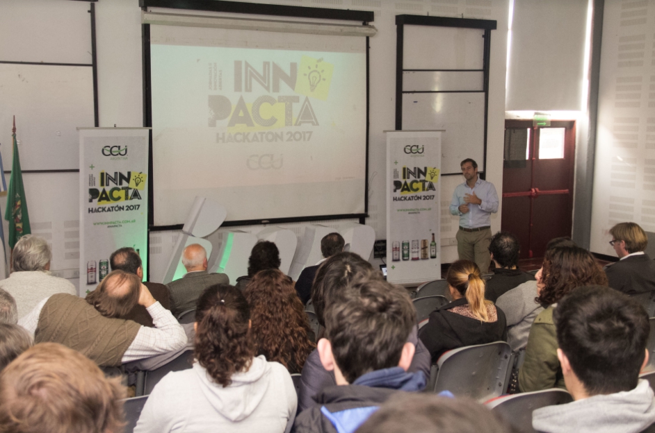 CCU lanzó el "Hackatón" en el segundo concurso anual de "Innpacta"