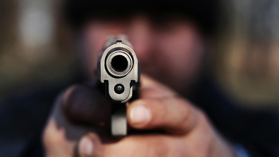 Hirieron de bala a un albañil en Bicentenario