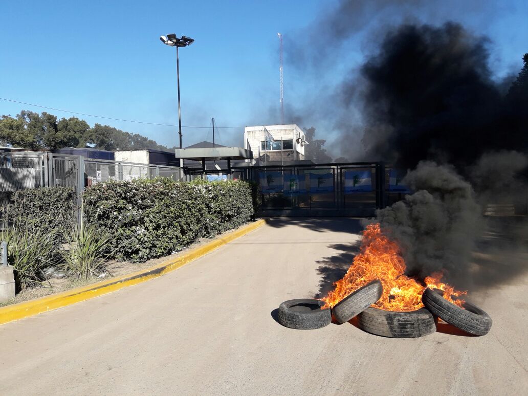 Paro en la planta de Valente-Bimbo por el despido de 10 empleados y más rumores