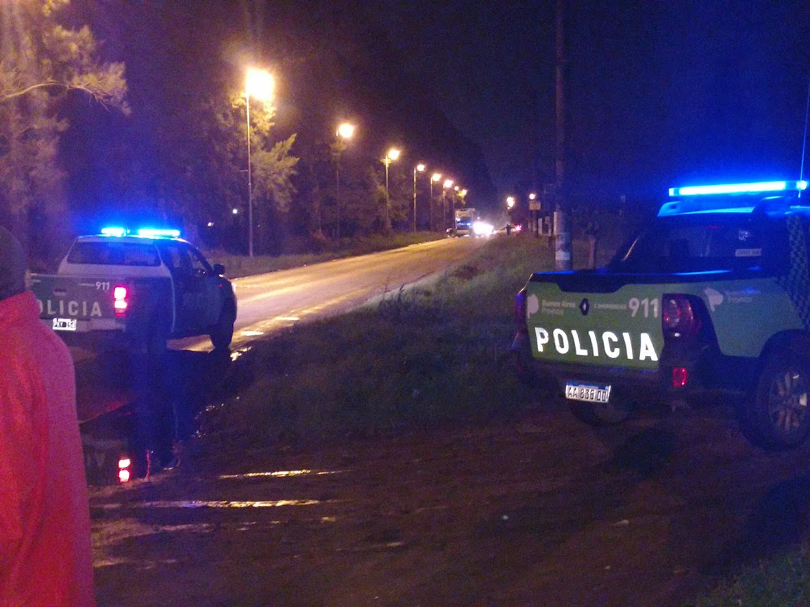 Dos motociclistas heridas en accidente con huida del causante