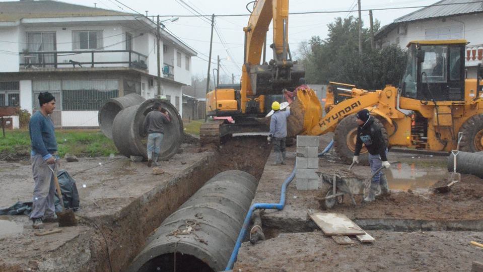 Avanzan las obras en la red pluvial de Los Viveros