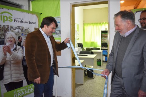 Se inauguró la nueva oficina del Instituto de Previsión Social