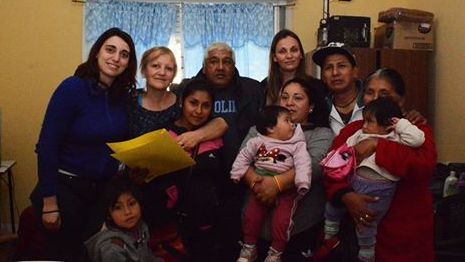 hombre-se-reencontro-con-su-familia