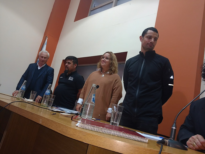 Cuatro de los seis candidatos expusieron sus propuestas, pero casi no hubo "debate"