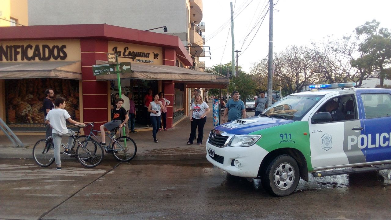 Rateros robaron reiteradamente un minimercado, pero los grabaron y detuvieron