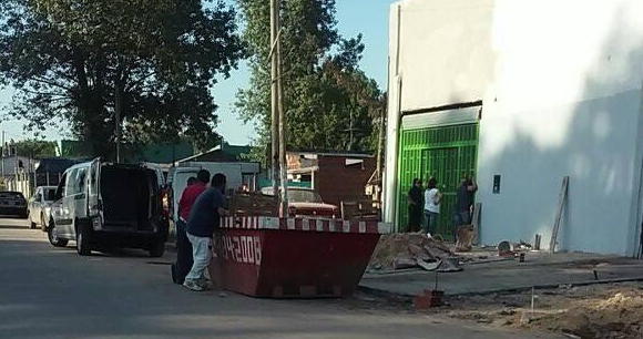 Tragedia en una obra en construcción en el barrio Los Naranjos