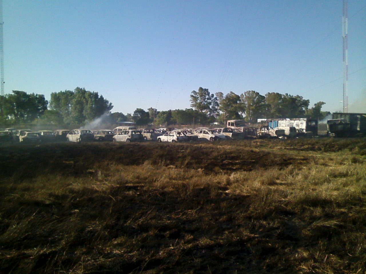 Fueron más de 110 los vehículos incendiados en el predio de Gendarmería en Güemes