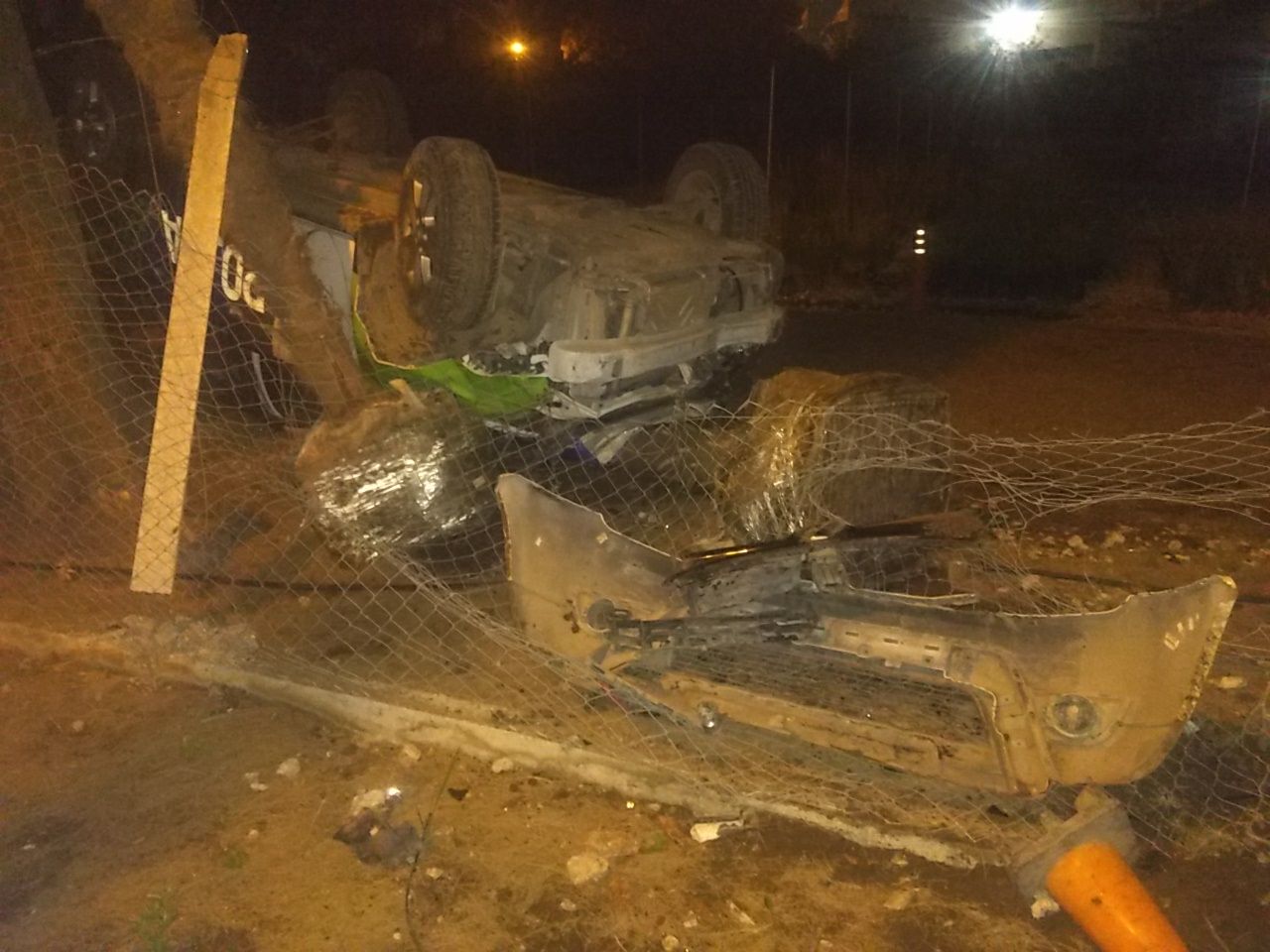 Accidente y vuelco de un patrullero en Ruta 24