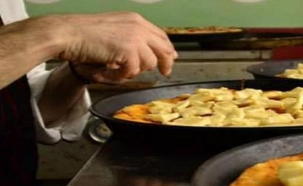 Pizzería local seleccionará un empleado