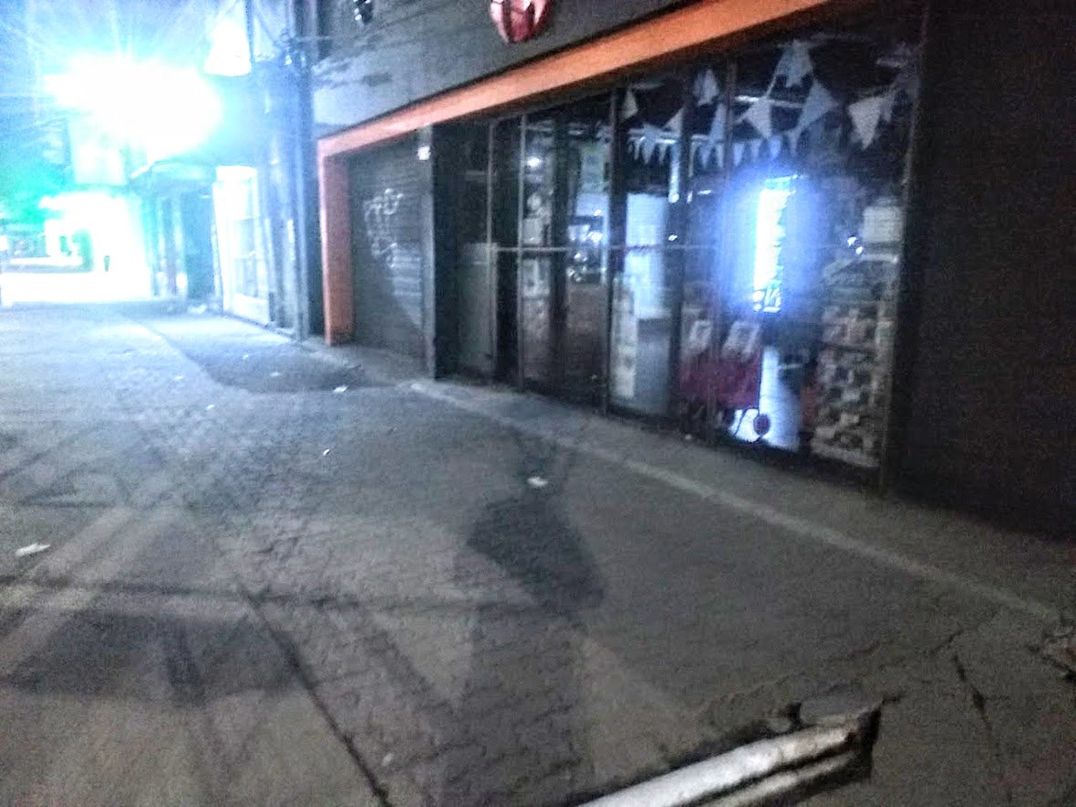 Feroz golpiza de jóvenes a la salida de un boliche dejó a un menor gravísimo