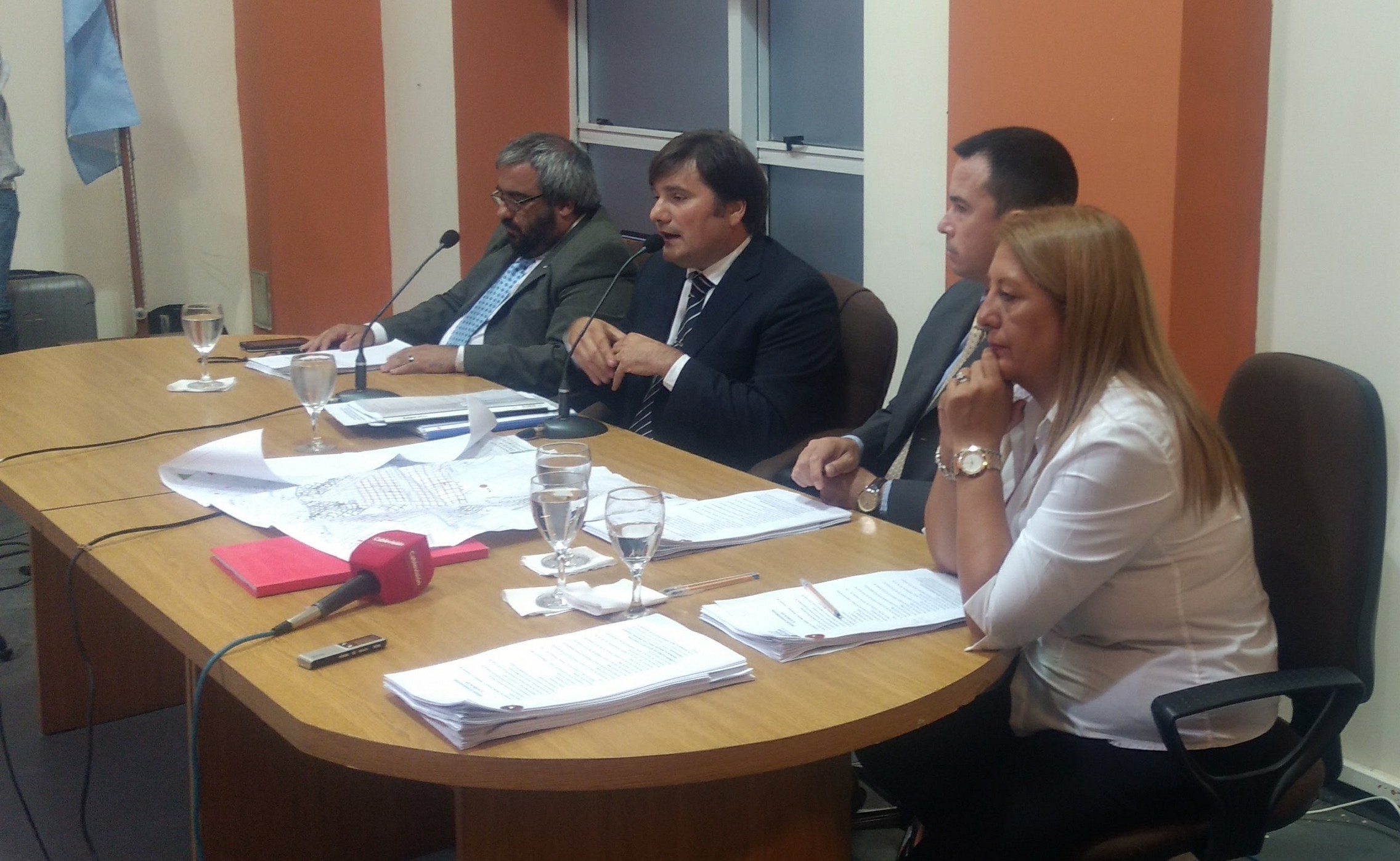 Kubar inició el ciclo legislativo prometiendo reabrir el "hospitalito" municipal