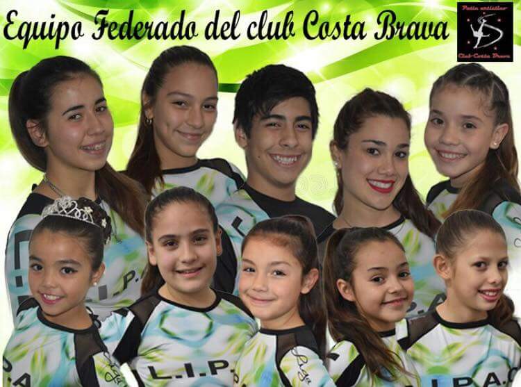 Una vez por semana, el equipo de patín artístico de Costa Brava organiza una pizzeada