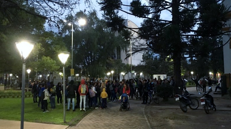 Hartazgo: más amenazas de bomba, otra vez la EES N°6