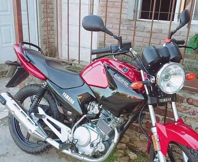 moto-robada-en-vereda-casa-antartida-argentina
