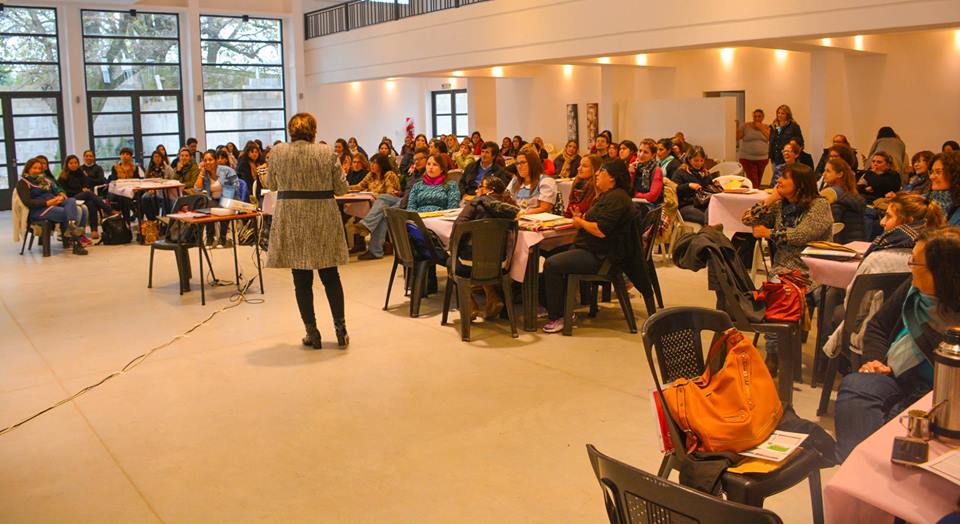 Se realizó la charla de estrategias de aprendizaje para docentes