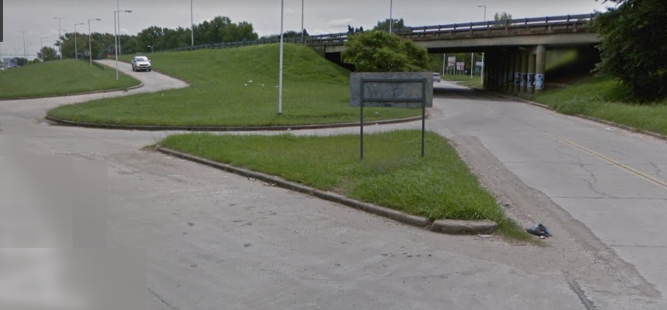 Motochorros lo robaron frente a sus hijos en la Colectora Sur