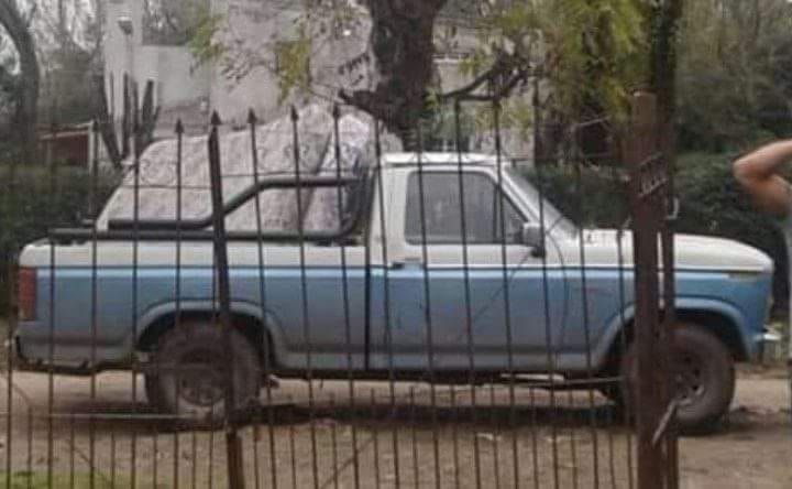 camioneta-robada-merenderos-y-clubes