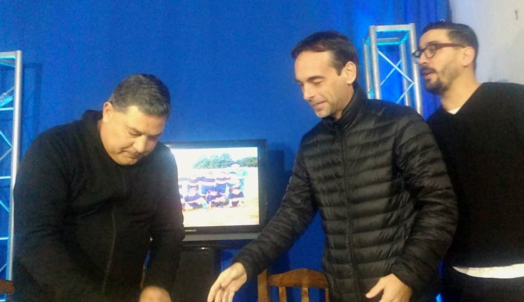 Alem: Nuevo sponsor, reparaciones y remoción de la histórica pileta del club