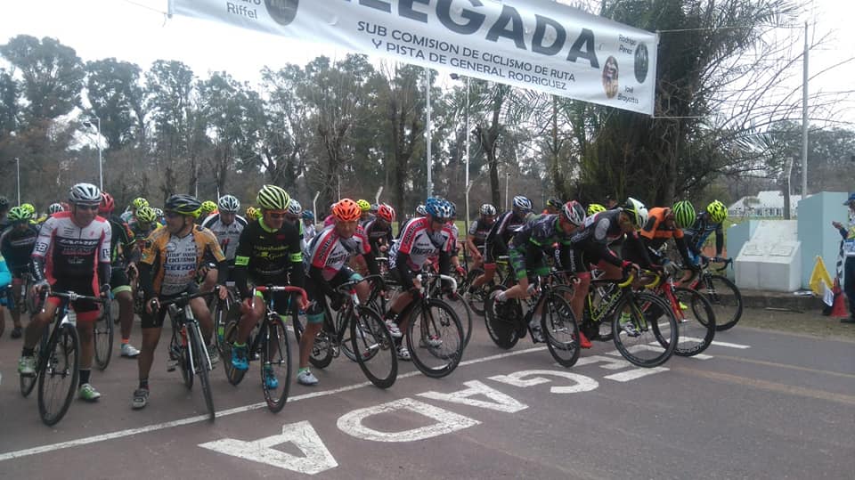 Se corrió la tercera fecha de ciclismo en nuestra ciudad