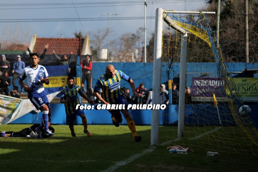 El Lechero tuvo un debut Buono