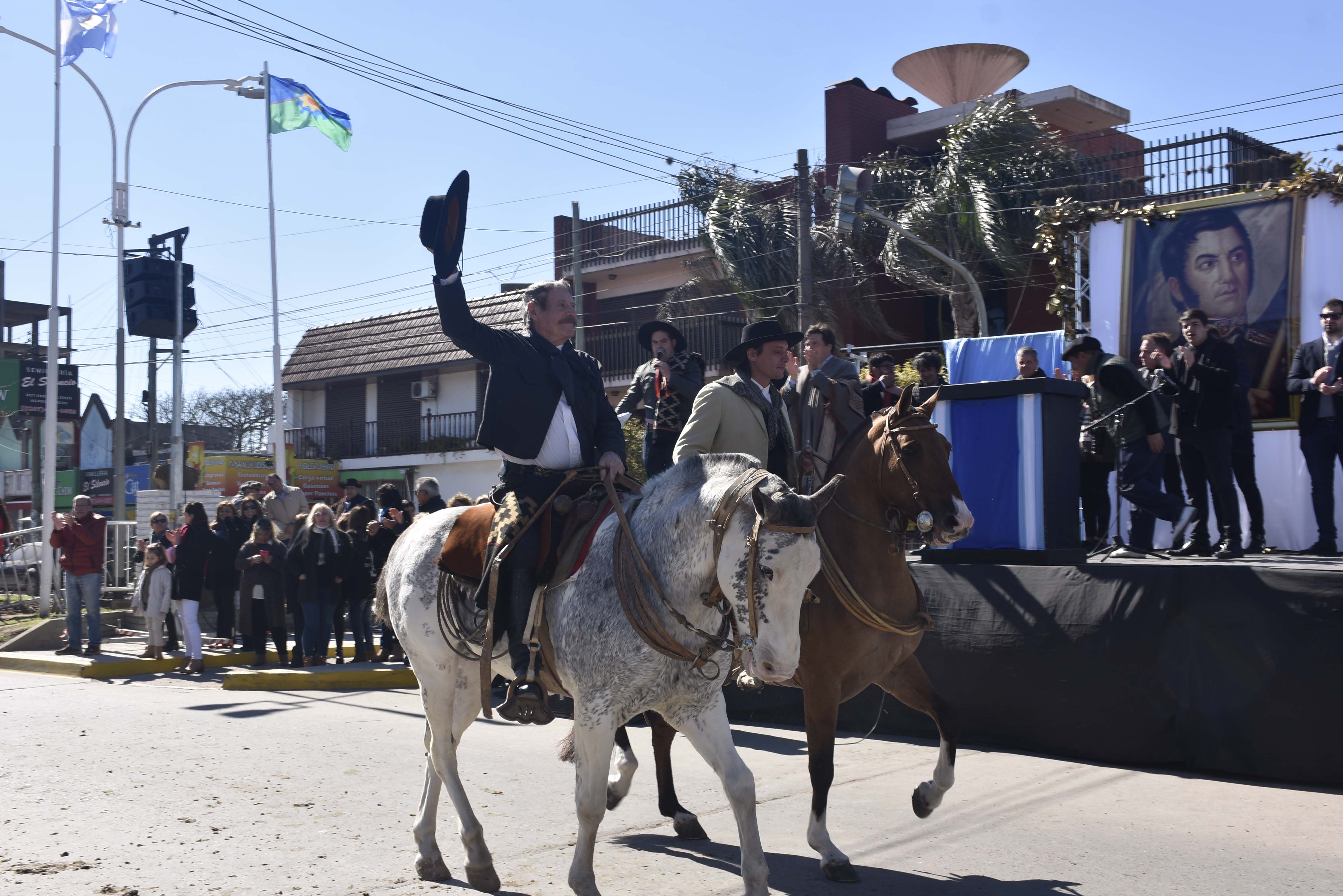 Jineteada, bailes y otras actividades en un nuevo "Día del Padre Argentino" en Rodríguez