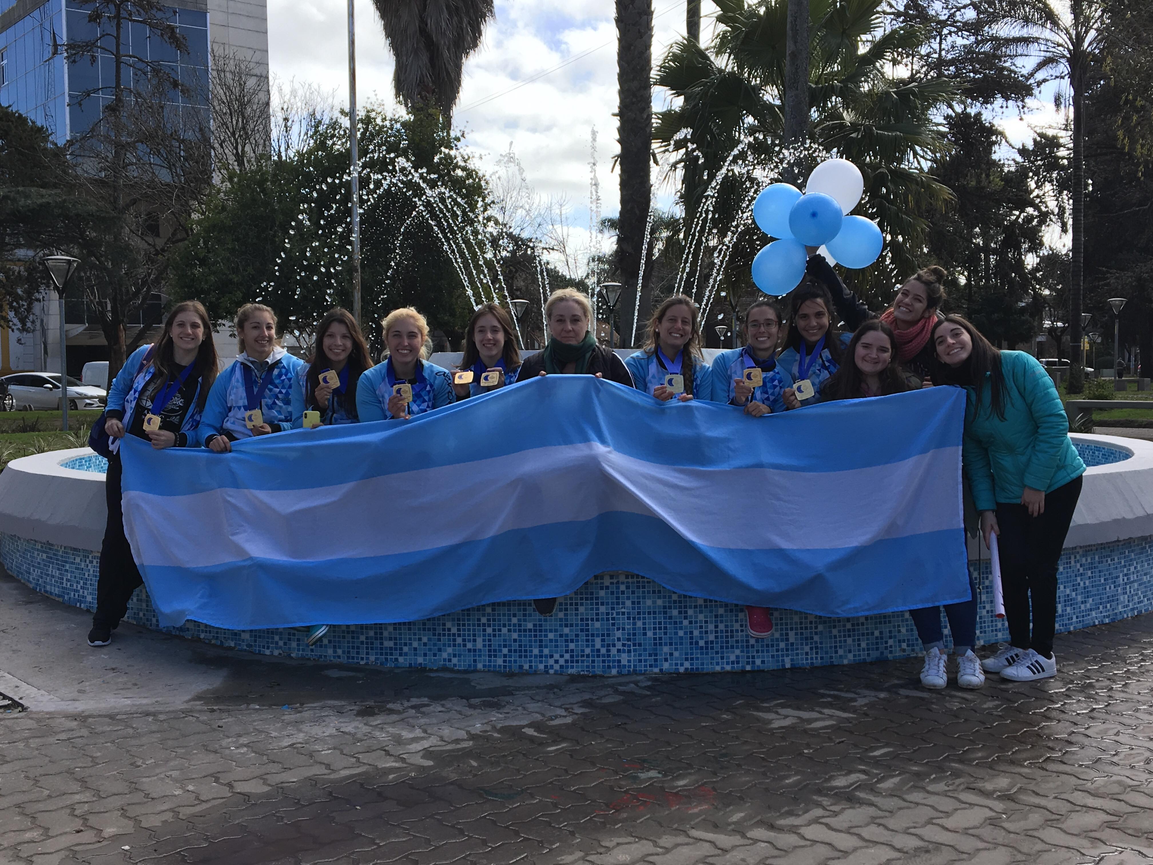 Las bicampeonas de MT Gym están organizando una pizzeada para recaudar fondos