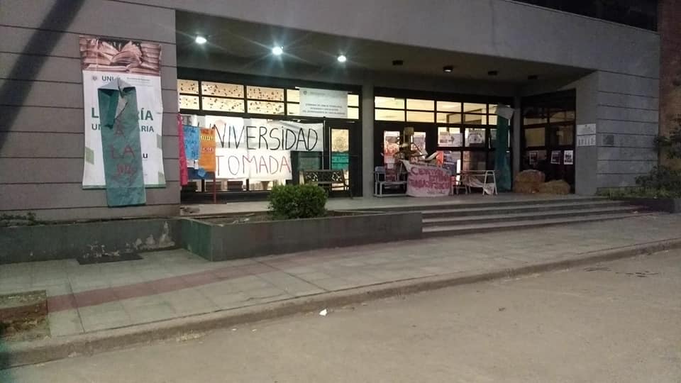La UNLu, 48 horas tomada por reclamos de "ajuste y privatización"