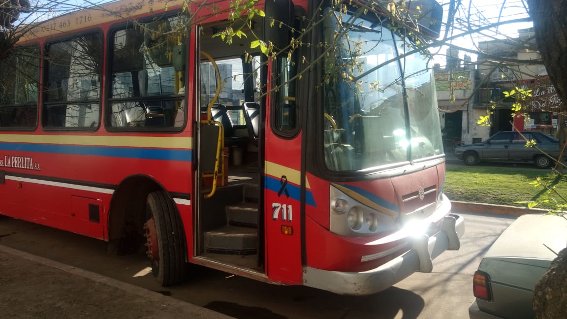 Siguen los ataques a colectivos de La Perlita: cuatro unidades afectadas esta mañana