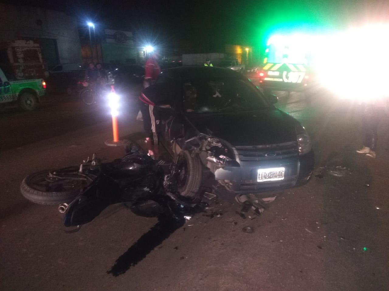 Dos jóvenes heridos en un violento accidente sobre la Ruta 28